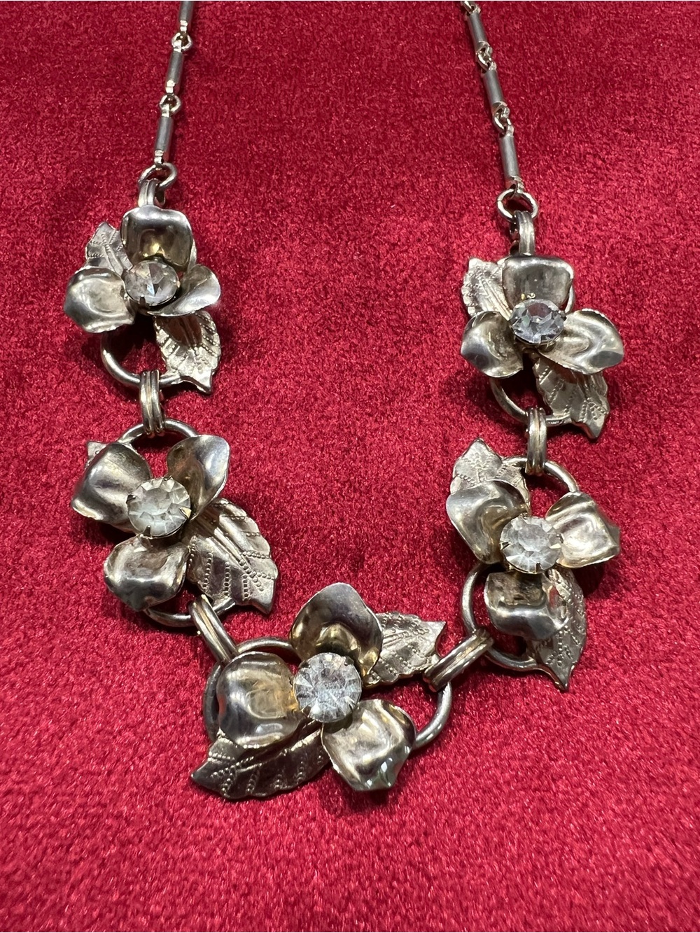 Source Unknown Vintage Silver Floral Necklace with Clear Stones